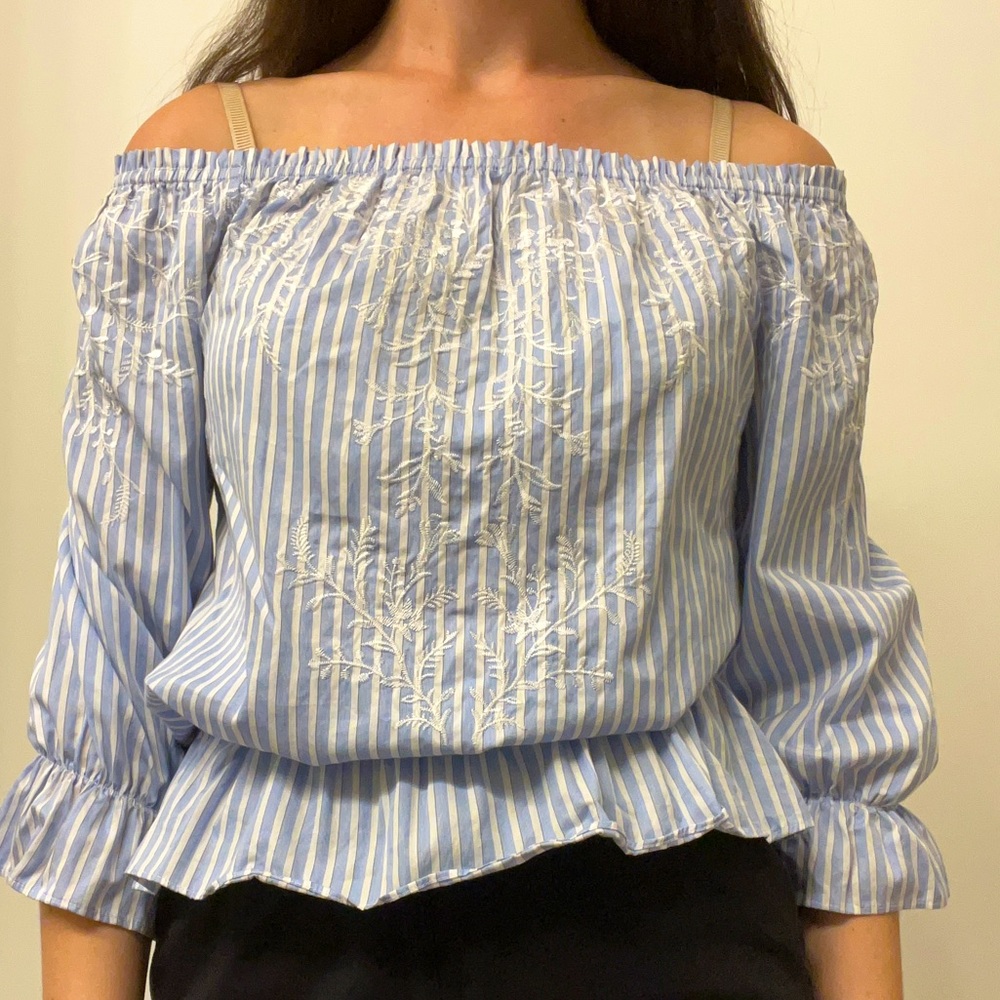 Off the shoulder’s embroidered blouse!